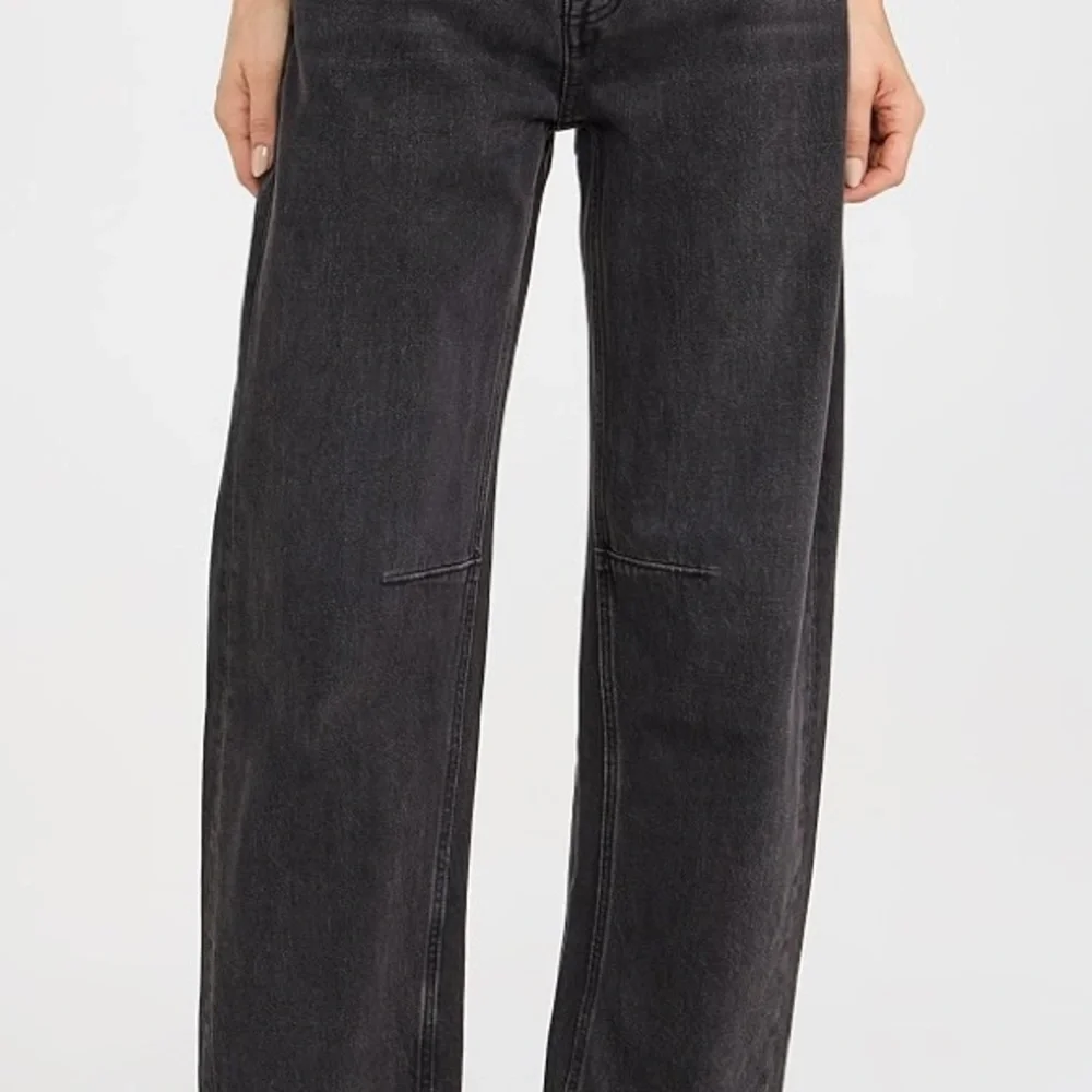 Madewell darted barrel leg Jean - Picture 9 of 9